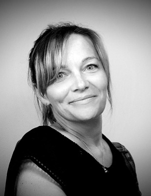 Caroline THEUIL Juriste et expert immobilier, Médiateur conventionnel et judiciaire.